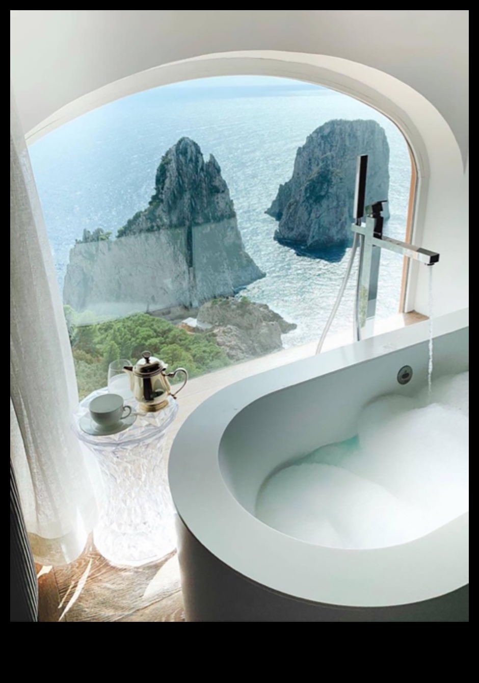 Windows Wanderlust: A Sightseer's Panorama of the World