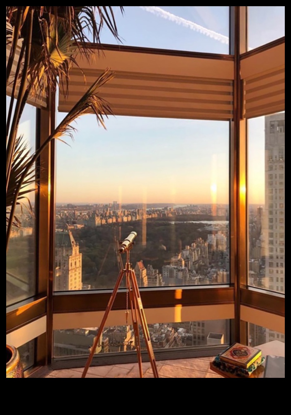 Windows Wanderlust: A Sightseer's Panorama of the World