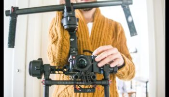 פתרונות ייצוב מצלמה: גימבלים ואביזרים לצילומים יציבים